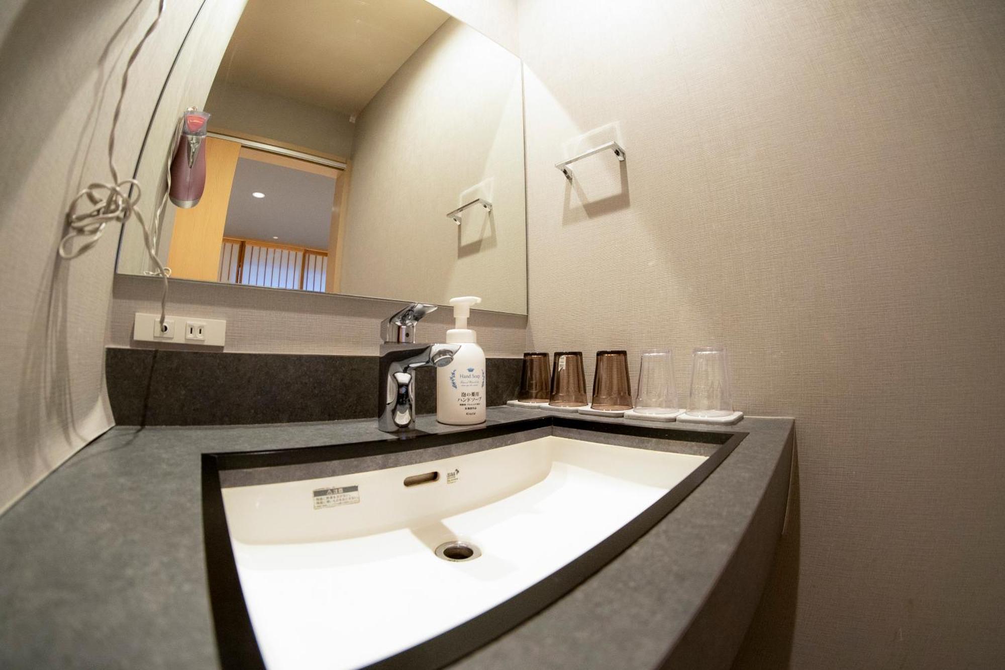 Hotel S-Presso Namba Осака Стая снимка